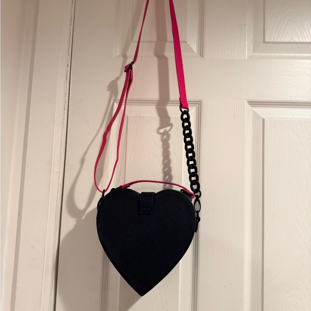 Disney Heart-Shaped Crossbody Bag with Pink Strap - Picture 2 of 4